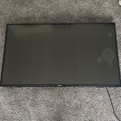 43 Inch TV (Cracked)