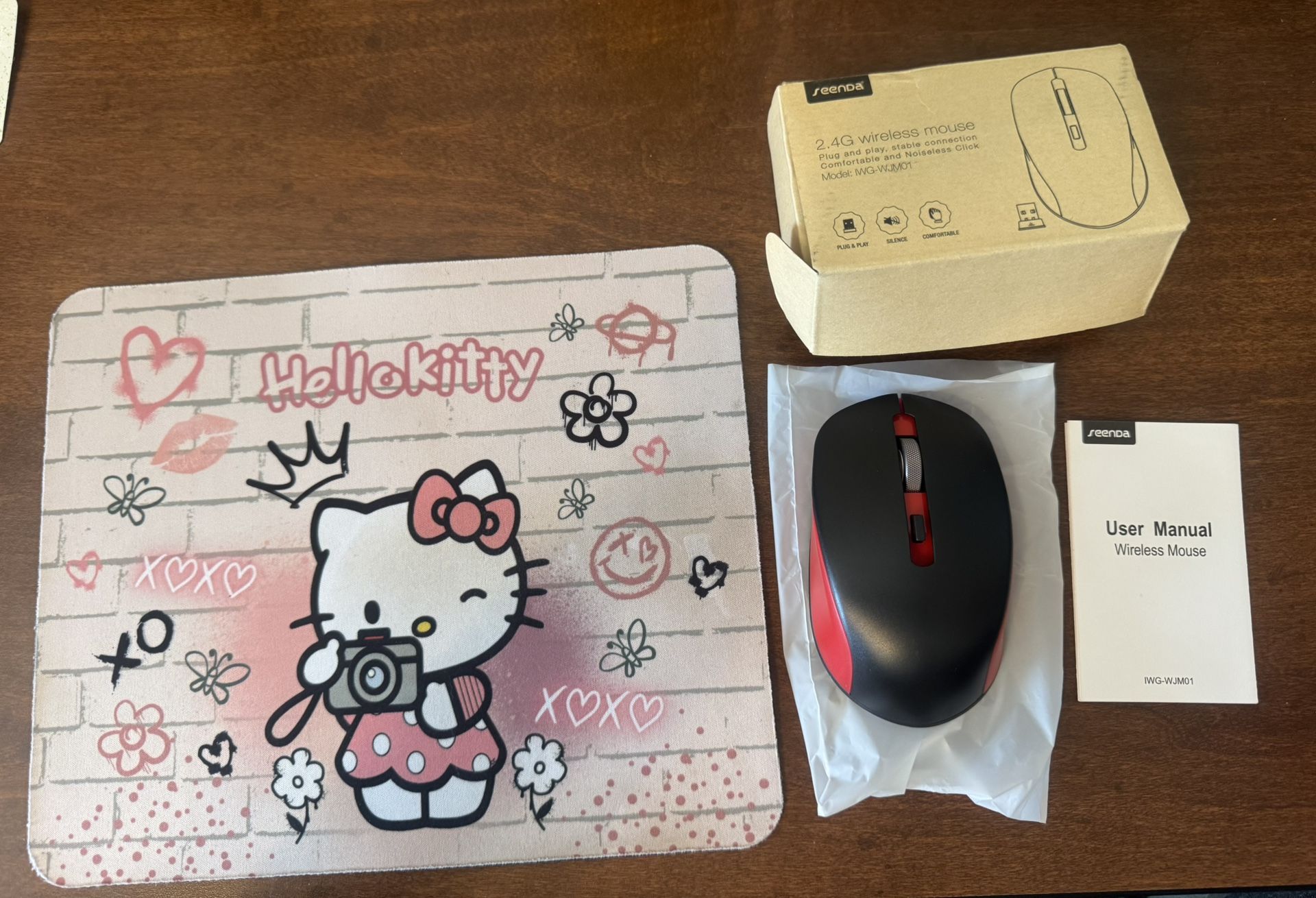 New Wireless Mouse & Hello Kitty Mousepad Combo