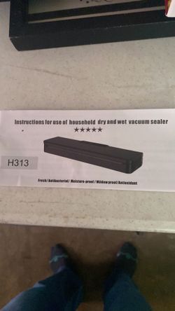 Vacuum sealer
