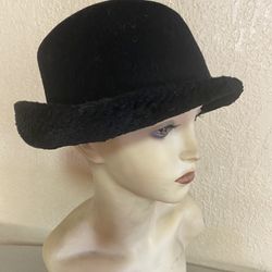 Dennis Basso. One Size Fit All 100 Wool Womens Hat 