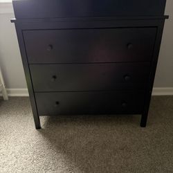 3-Drawer Dresser