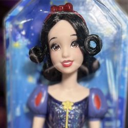 Snow White Disney Doll