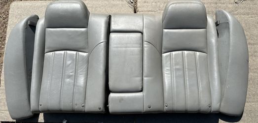 Chrysler 300 Seat Parts
