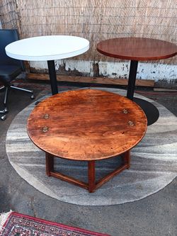 Handcrafted Farm Style Hinge Top Coffee Table $85 OBO