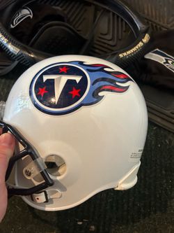 Tennessee Titans helmet