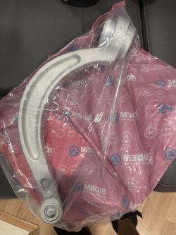 2017 AUDI A4 PREMIUM LEFT SIDE FRONT CONTROL ARM