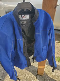 Soft armor motorcycle jacket