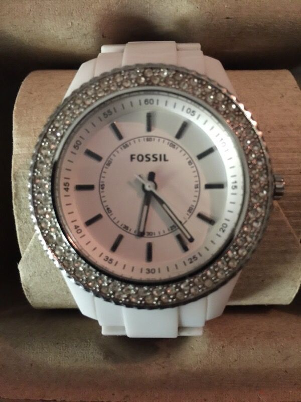 FOSSIL women s Watch. 60.00 for Sale in Fort Worth TX OfferUp