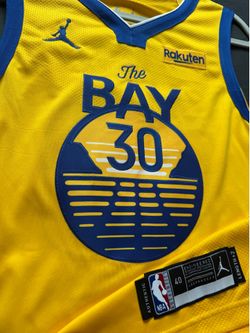 Authentic Stephan Curry Golden State Warriors 2021 Nike statement edition jersey size 40/ Small