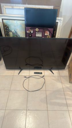 Toshiba 4kHDTV Amazon Fire Built-In 55Inch Screen With Table Stand Included