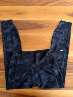 Fabletics power hold leggings camo- small
