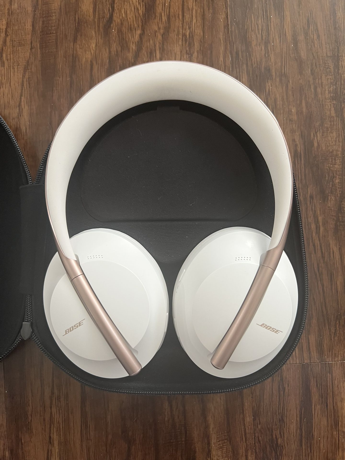 Bose Noise Cancelling 700 for Sale in Fort Lauderdale, FL - OfferUp