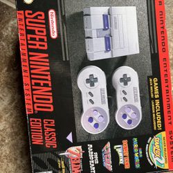 Super Nintendo (Mini) With Built In Games brand New In The Box