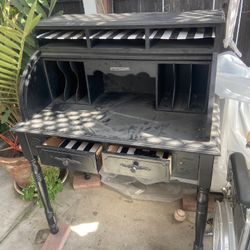 antique desk 