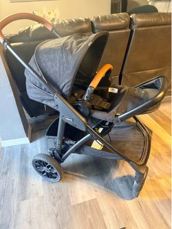 Baby stroller in  great condition