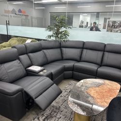 Brand New Elegant Black Leather Power Reclining Sectional Sofa 