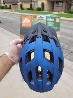 Brand-New With Tag Ozark Trail Children's Bicycle Helmet Blue