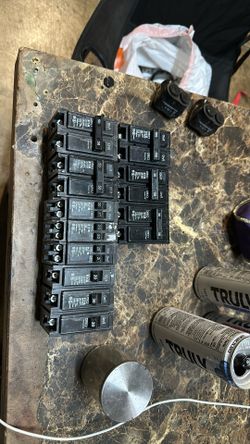 Eaton Breakers