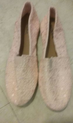 Girls shoes