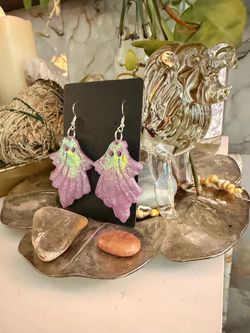 Handmade Resin Dangle Earrings Palm Stones Meditation Candle Holder