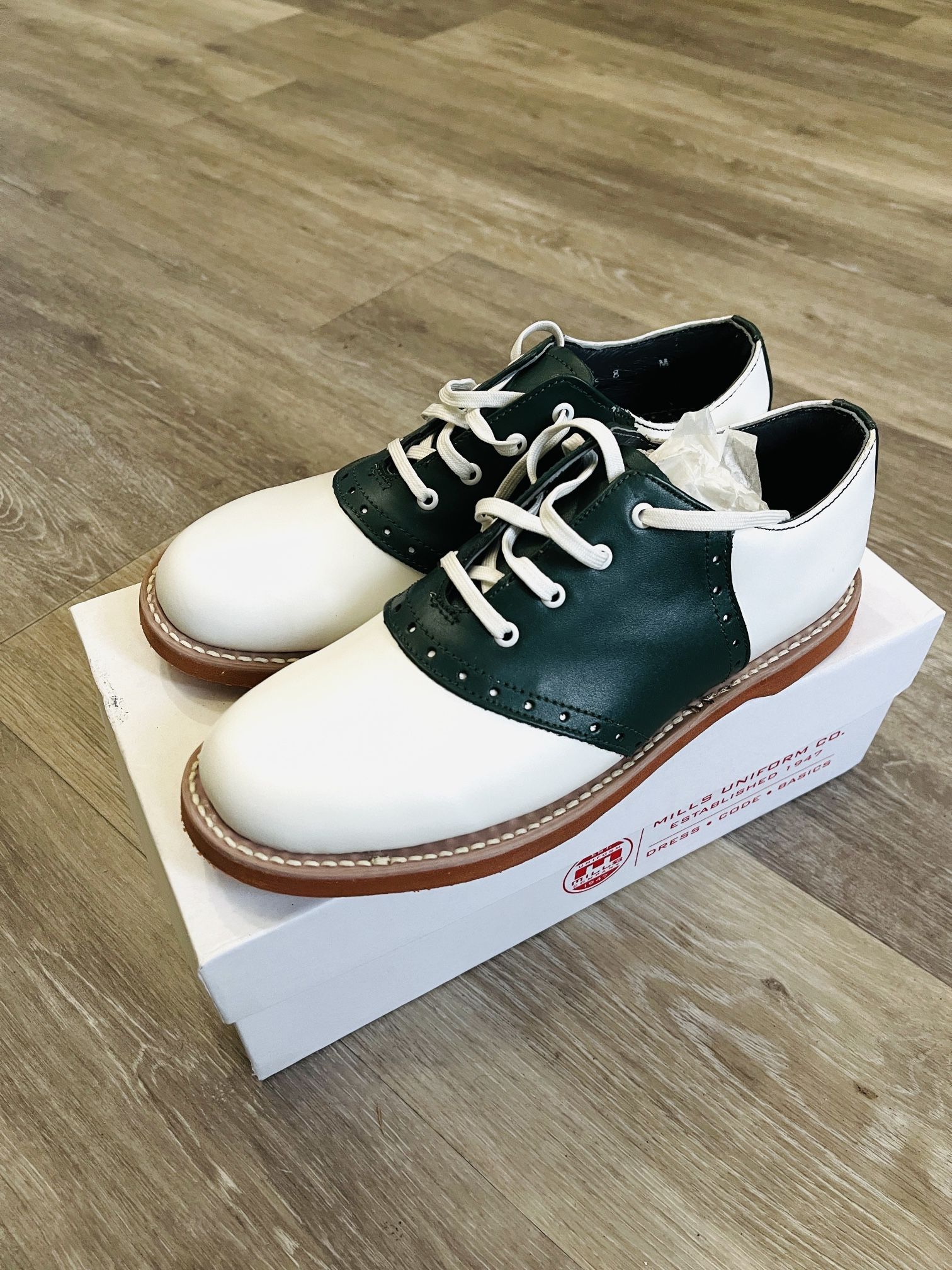 Mills Uniform Company - Classic saddle Oxford- Women's Size 8 $60 Cash
