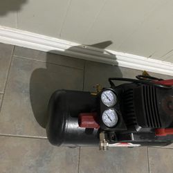 Air Compressor 3 Gallon 