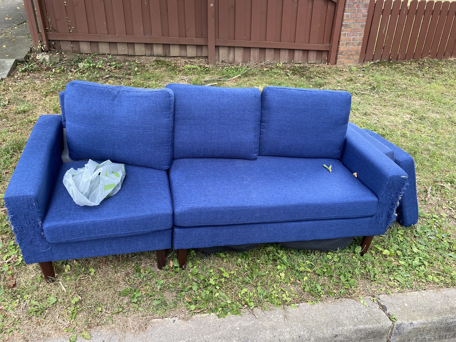 Free Couch for Sale in Silver Spring, MD OfferUp