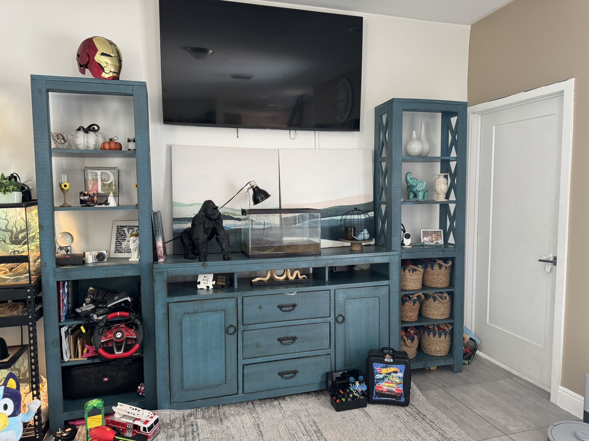 Teal Center