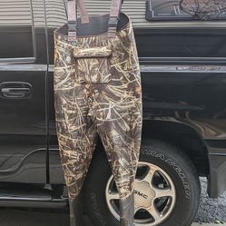 Guide Series For Hunting Or Fishing 