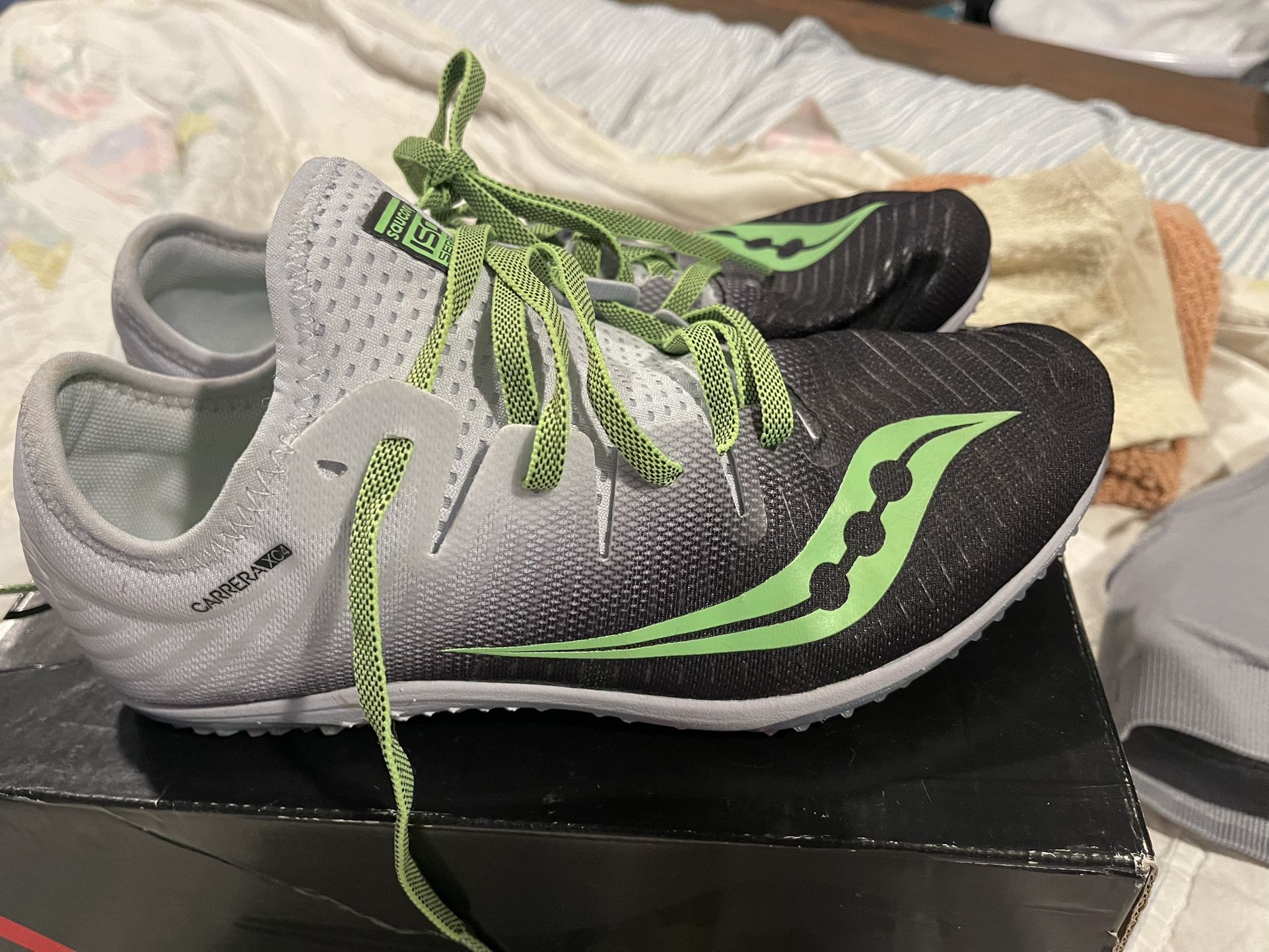 Saucony Carrera XC4 flats Cross Country