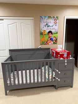4-in-1 Convertible Baby Crib & Changing Table Combo - Gray - Includes Mattress Pad