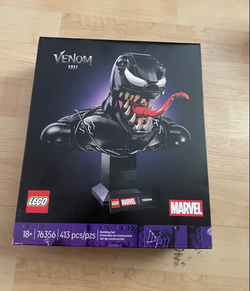 LEGO Marvel Venom Bust - Collectible Building Set