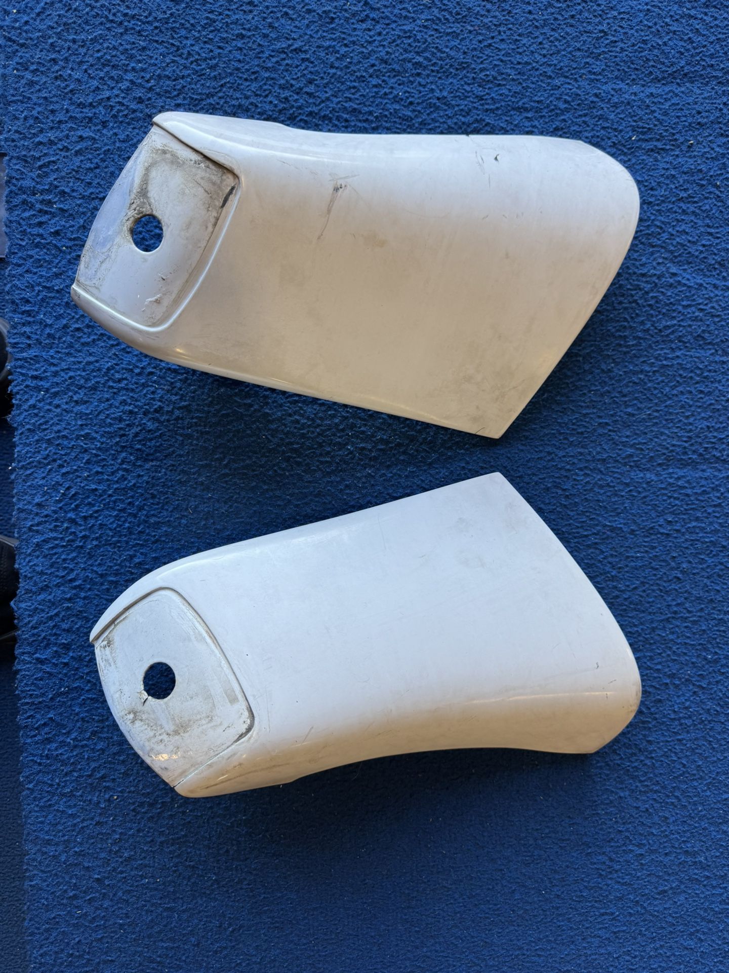 1983 Porsche 944 Rear Bumper Left Right End Caps Trim OEM Damage KW60