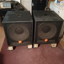2 Jbl mp418s  18" Bass Cabinets