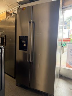 Whirlpool refrigerator side by side