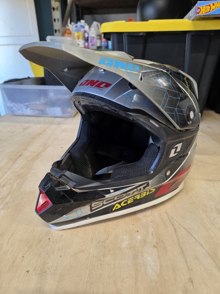 Motocross Helmet (M)