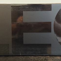 Brand New Sealed Legion Go 2 Z2 Extreme 32GB 1TB