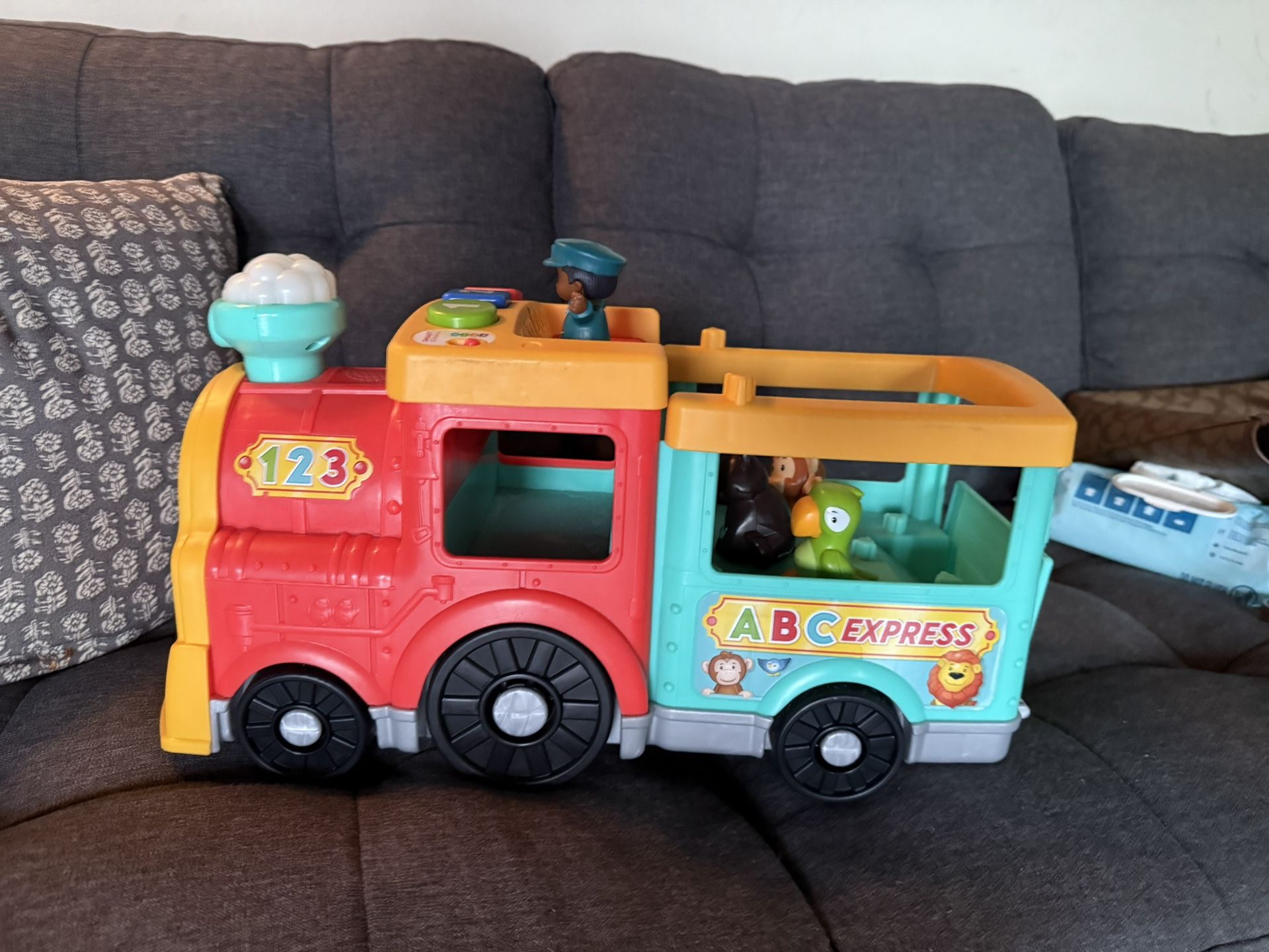 Fisher Price Little People Train