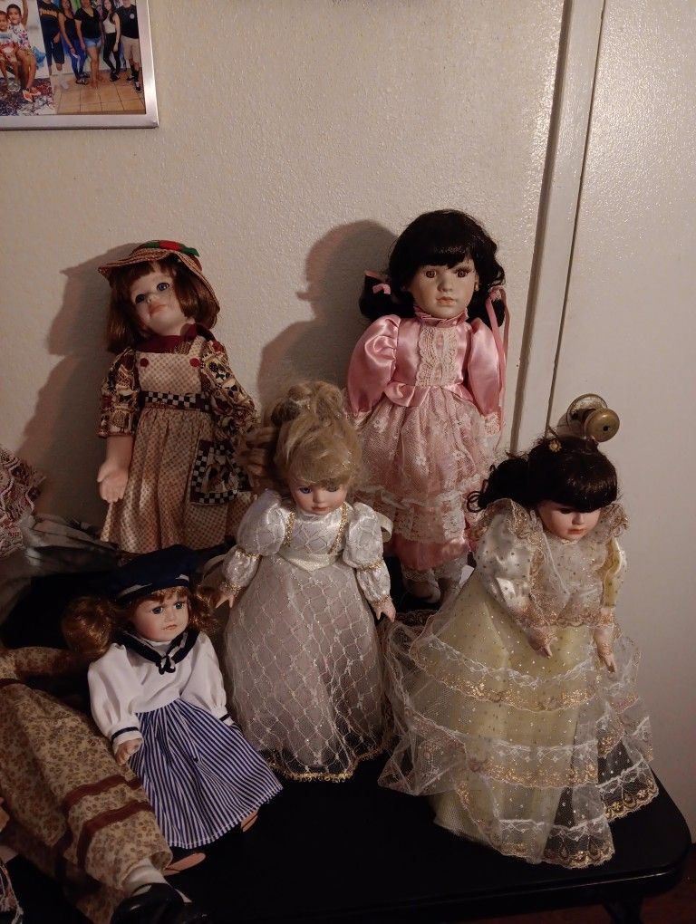 Muñecas De Porcelana