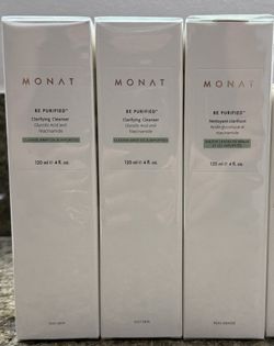 Monat BE PURIFIED™ Clarifying Cleanser
