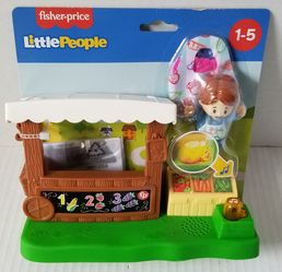 Fisher Price Little People Market Set NEW