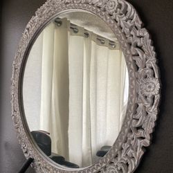 Round Wall Mirror