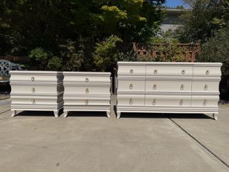 REFINISHED large heavy cherry 🍒 wood dresser “shiitake” 🍄🟫dovetail drawers $1,249 CAN DELIVER