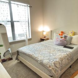 Bed [ Bed frame : 90 + Mattress : 250 ]