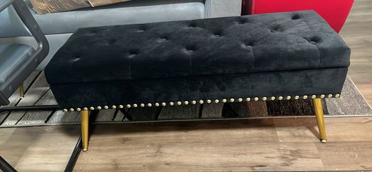 Ottoman with storage compartment