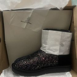 UGGs -Size 7