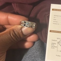 Women’s Moissanite Engagement Ring