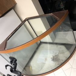 40 Gallon Aquarium Or Pet Tank.