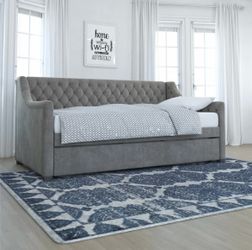 Gray Tufted Upholstered Daybed with Trundle