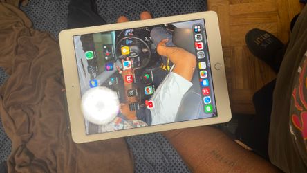 iPad  5th Gen